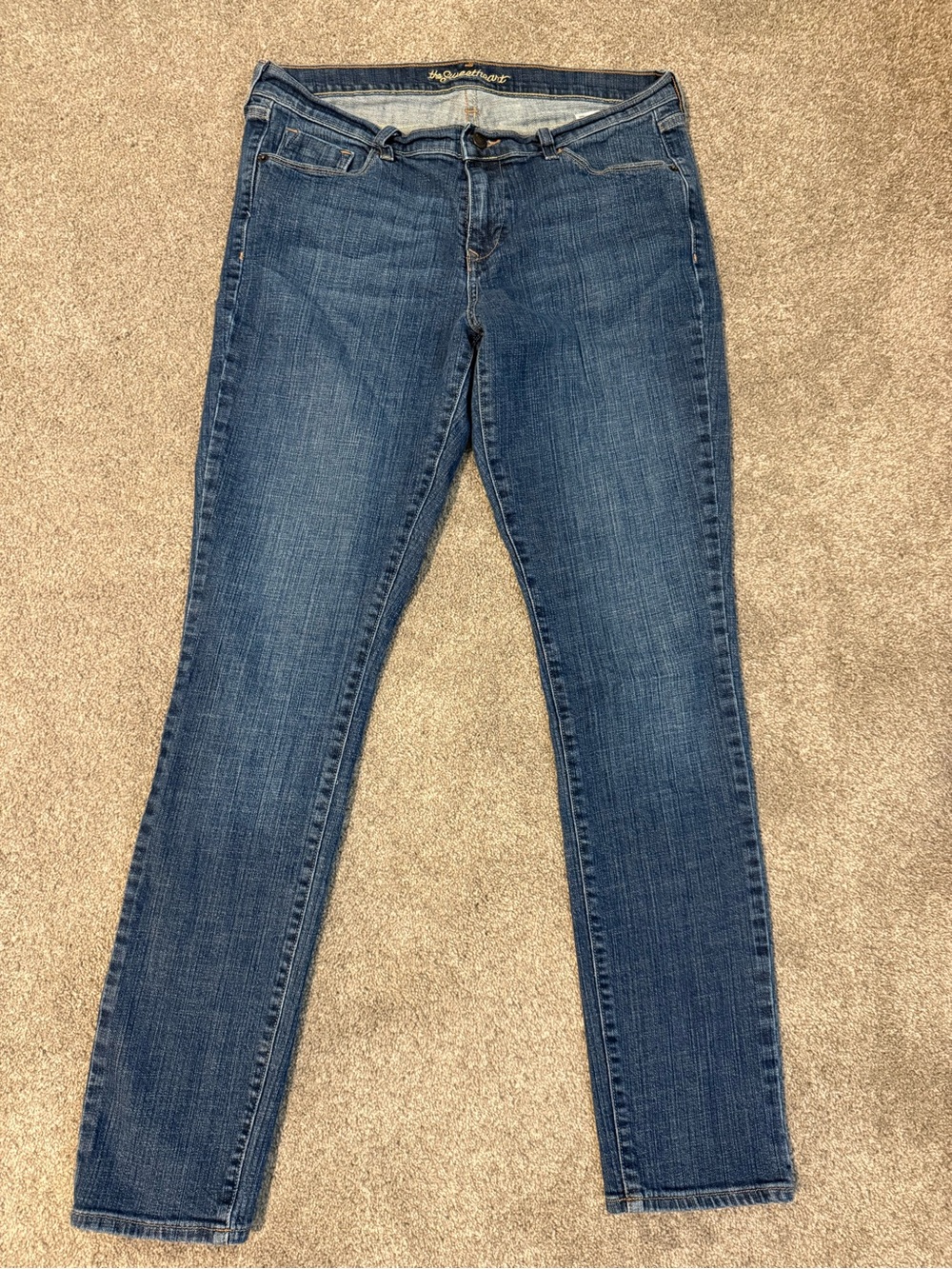 Women’s Mid-Rise Blue Jeans